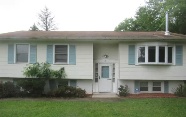 Middletown, NY 10941,5 Peace DR