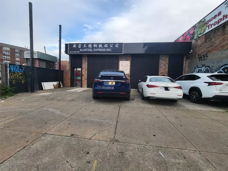 80-12 51st AVE, Elmhurst, NY 11373