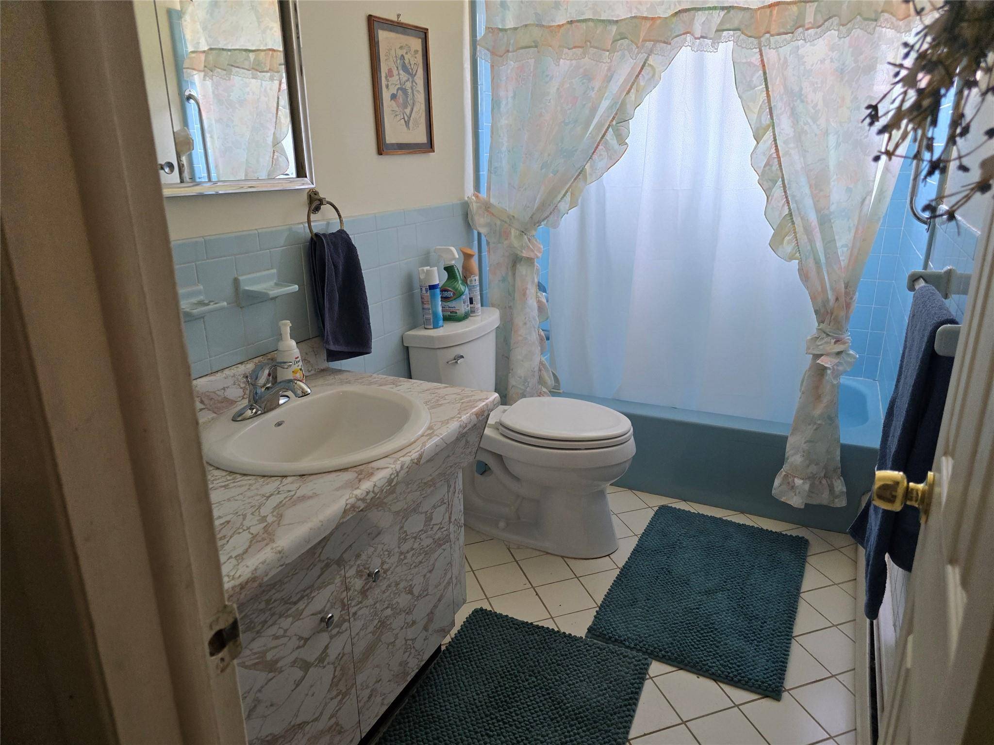 Deer Park, NY 11729,27 Leo LN