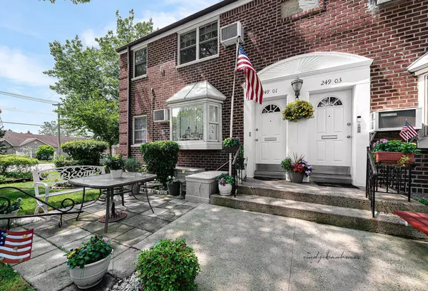 249-01 61st AVE #450,  Little Neck,  NY 11362