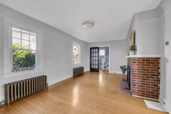 Port Washington, NY 11050,16 Avenue A