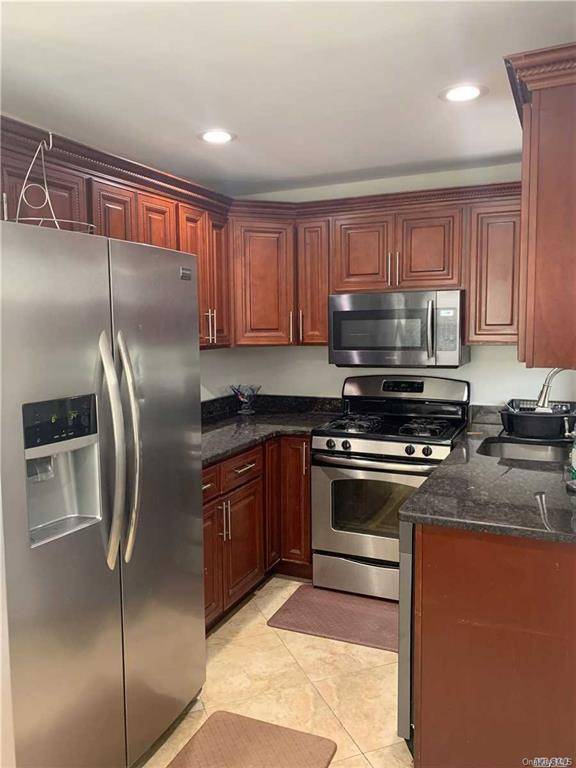 Hempstead, NY 11550,113 Mason ST