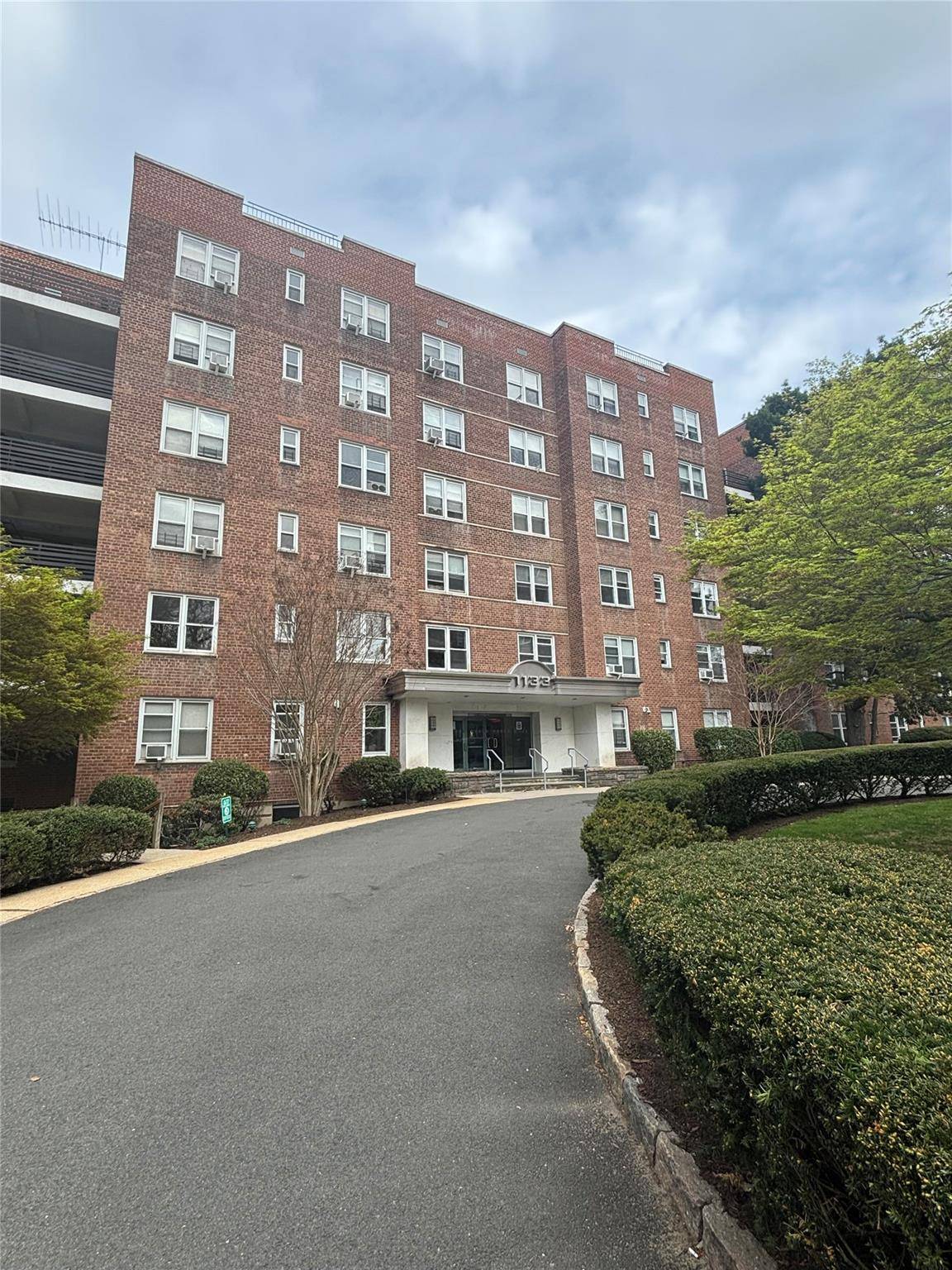 1133 Midland AVE #1K, Yonkers, NY 10708