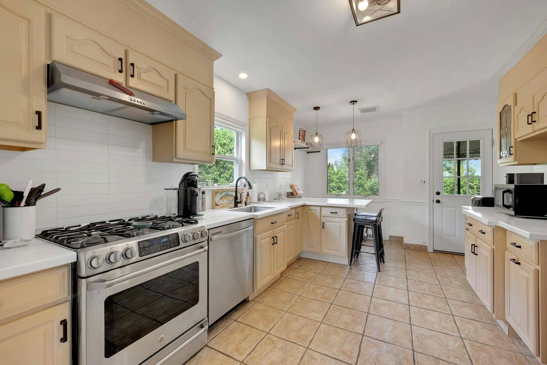 Eastchester, NY 10709,87 Stebbins AVE