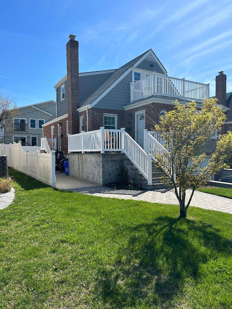 512 W Park AVE #lower, Long Beach, NY 11561