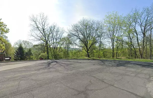 Highland Mills, NY 10930,27 Westend DR