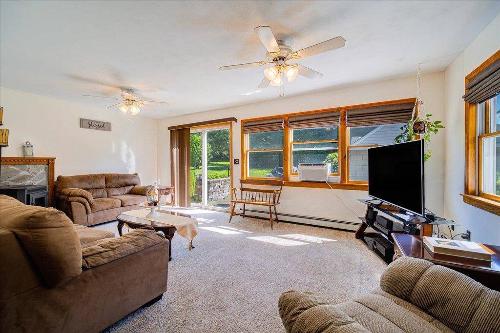 Highland, NY 12528,466 New Paltz RD