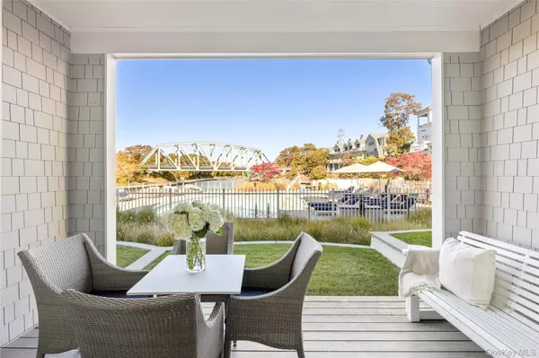 Hampton Bays, NY 11946,45 Old Boathouse LN