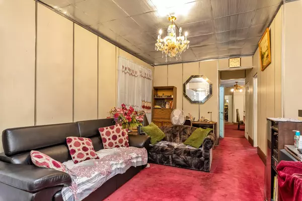 Corona, NY 11368,112-50 38th AVE
