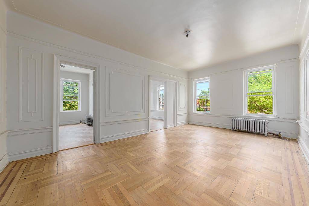 Brooklyn, NY 11207,612 Hegeman AVE