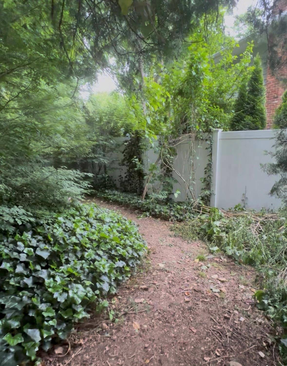 Old Bethpage, NY 11804,6 E Park CT