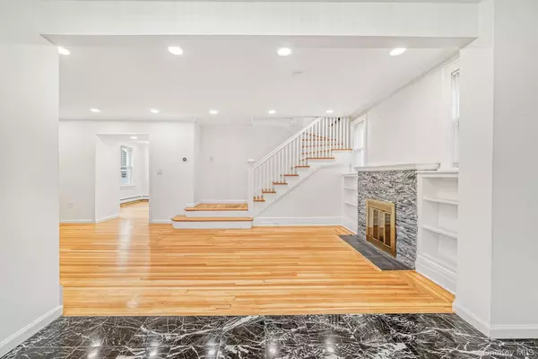 Hewlett, NY 11557,37 Keystone PL