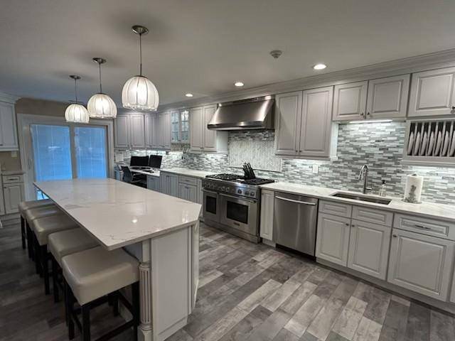 East Setauket, NY 11733,29 Erin LN #29