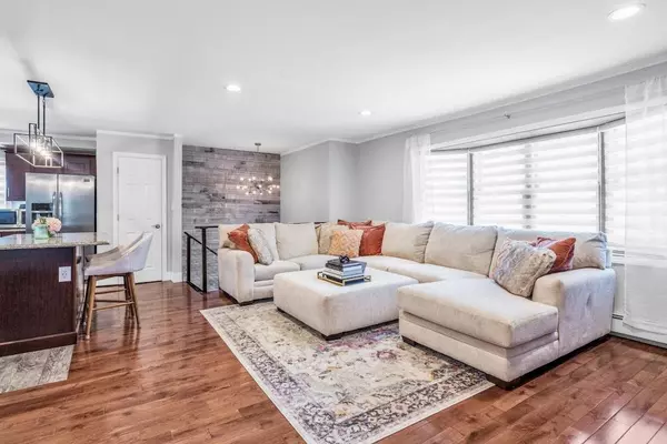 Lindenhurst, NY 11757,544 S 15th ST