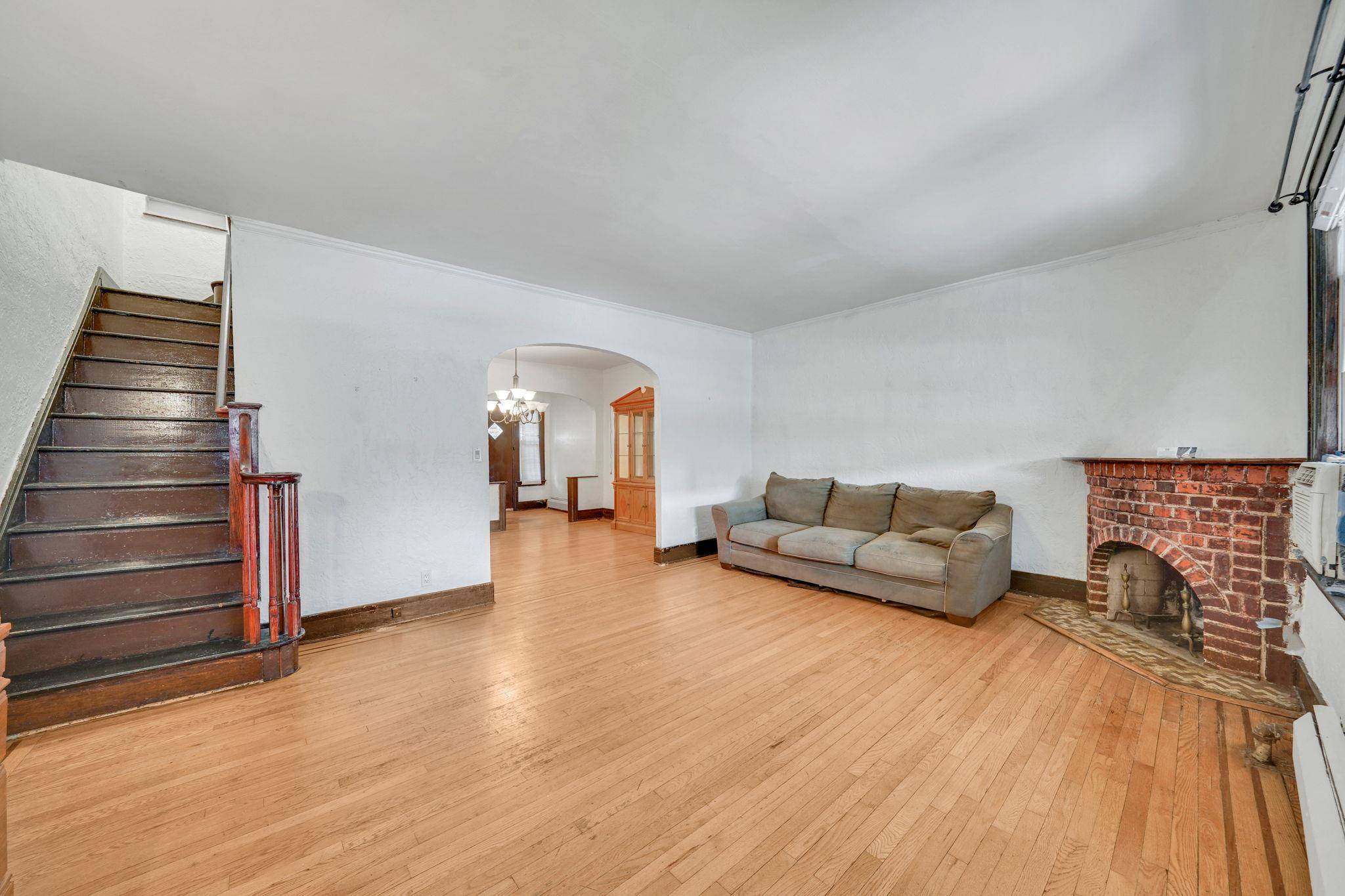 Queens Village, NY 11428,90-13 Francis Lewis BLVD