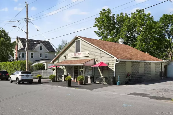 Kingston, NY 12401,56 Emerson ST