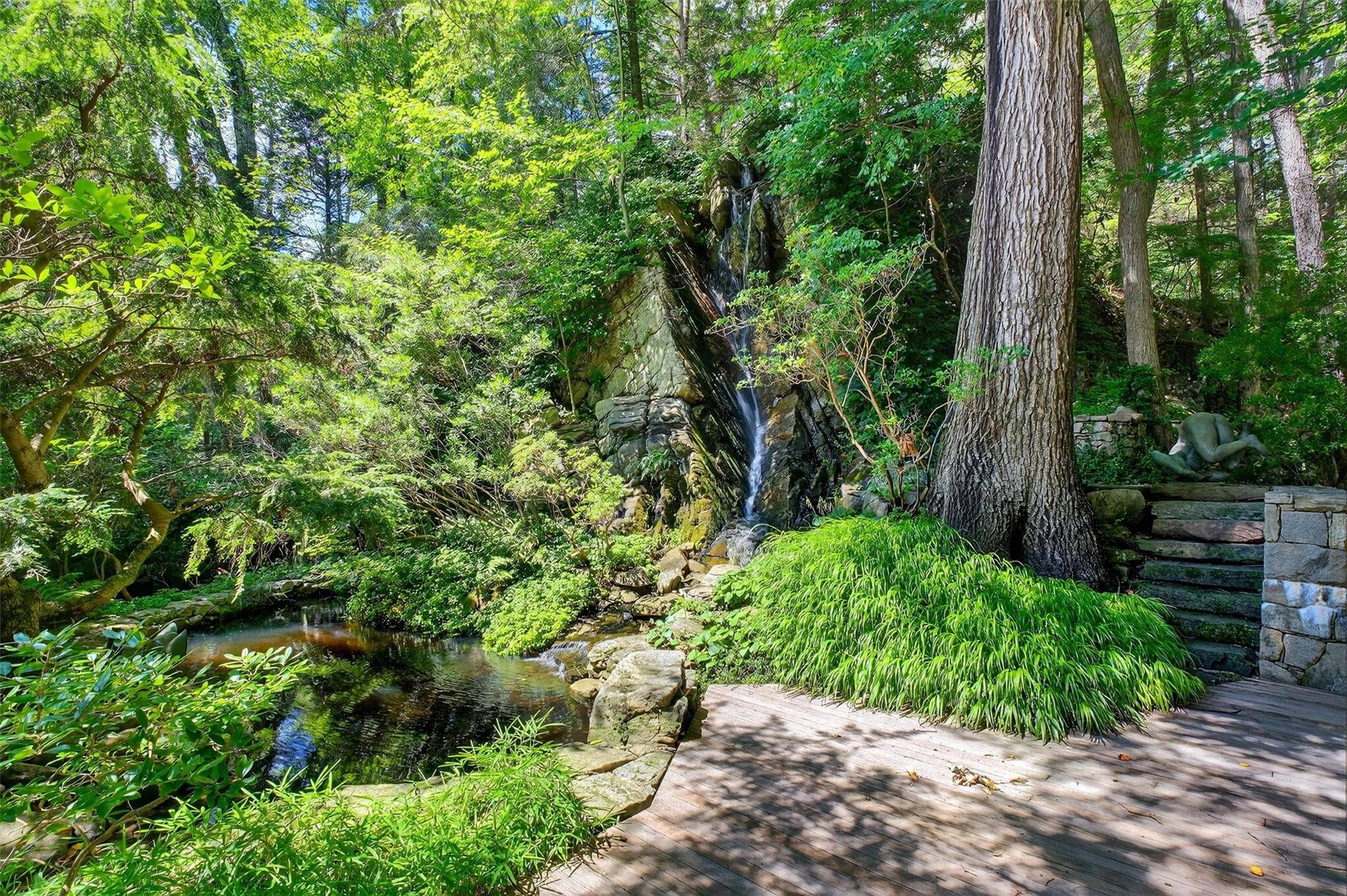 Pound Ridge, NY 10576,16 Gorge LN