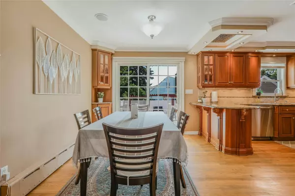 New Hyde Park, NY 11040,502 S 11th ST