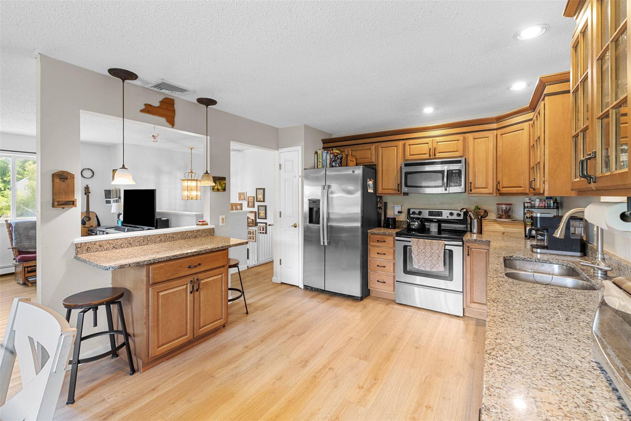 New Paltz, NY 12561,25 Terbar LOOP