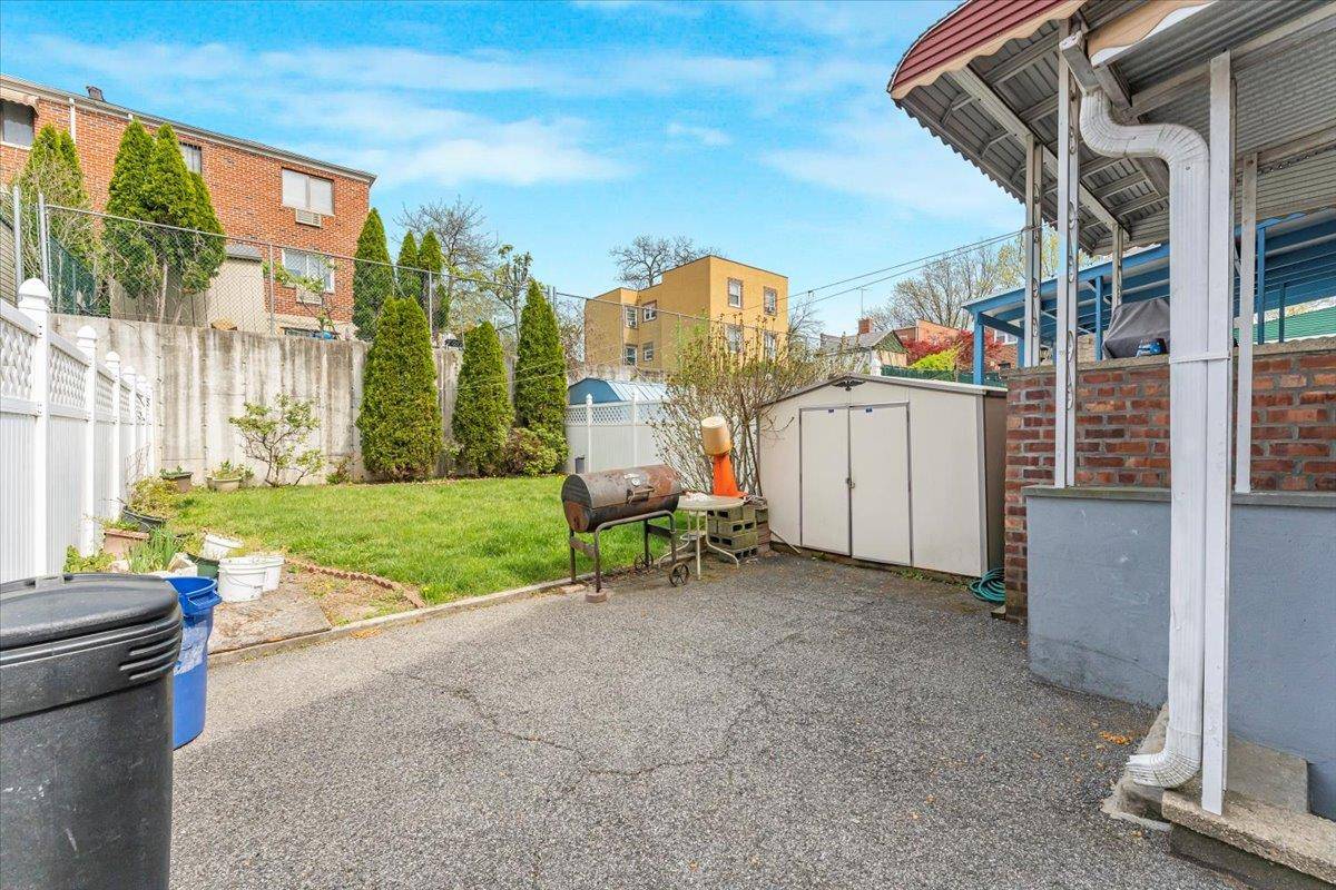 Bronx, NY 10466,4216 Murdock AVE