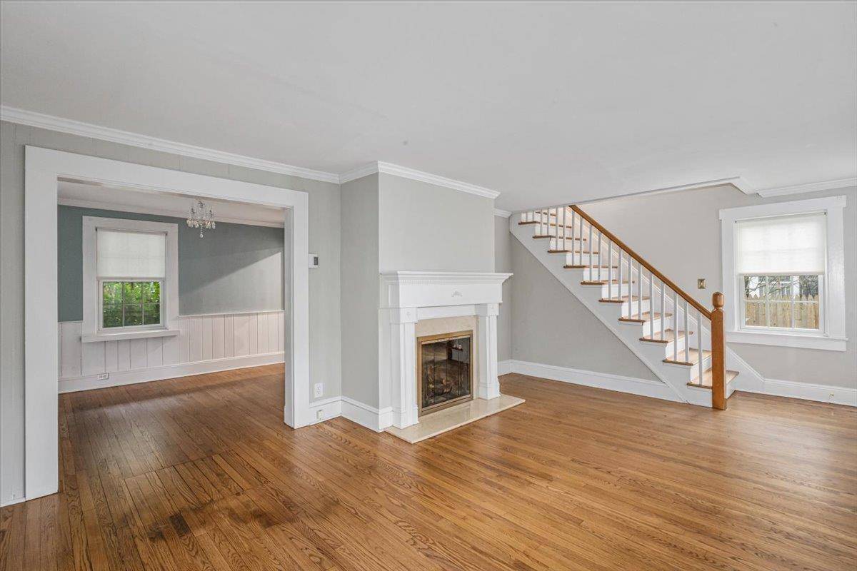 Locust Valley, NY 11560,16 Egypt LN