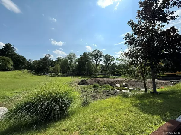 Stony Point, NY 10980,4 McCarthy CIR