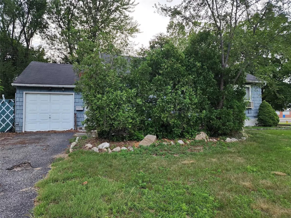 Centereach, NY 11720,51 Morning DR