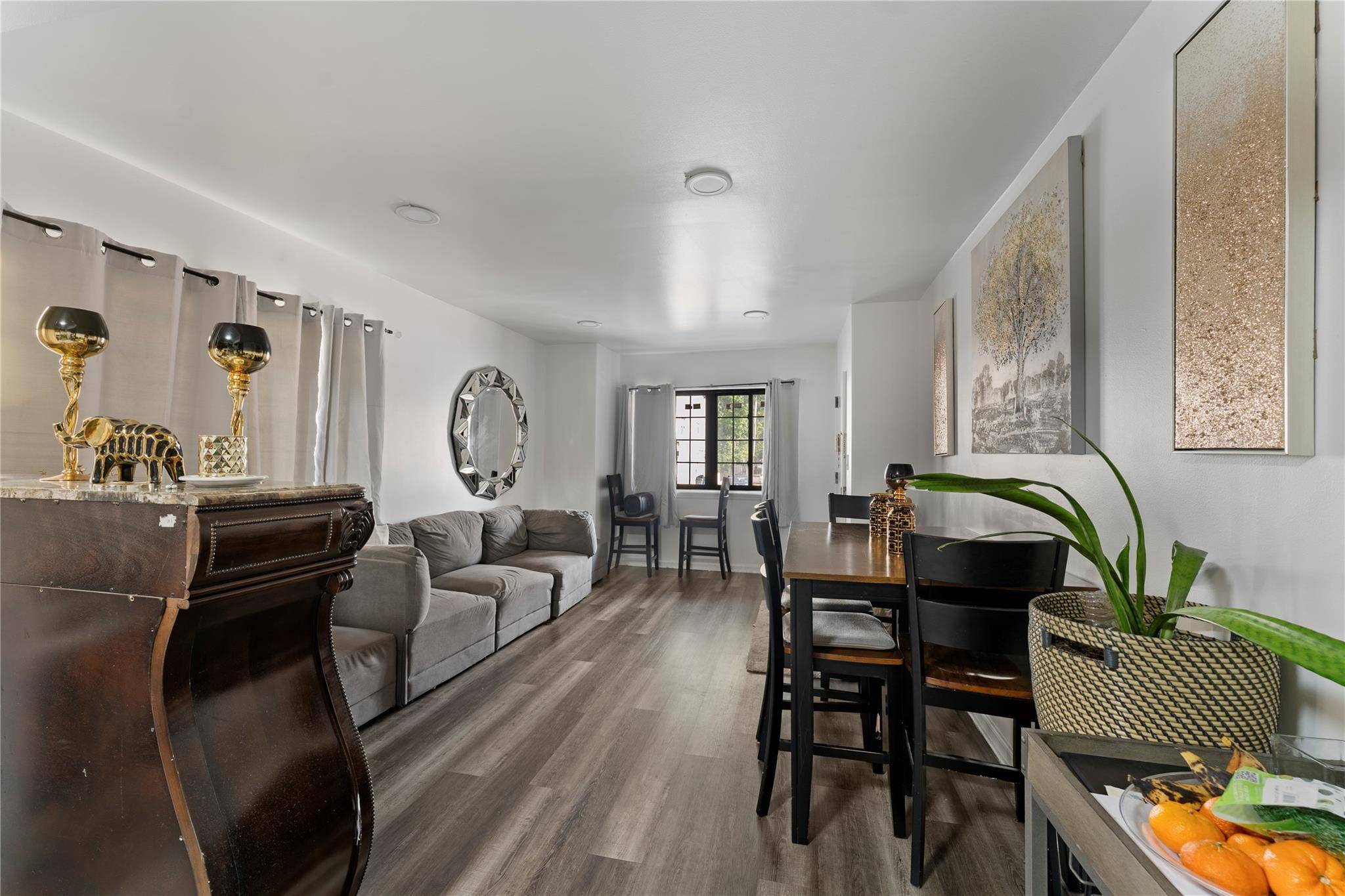 Bronx, NY 10462,848 Morris Park AVE