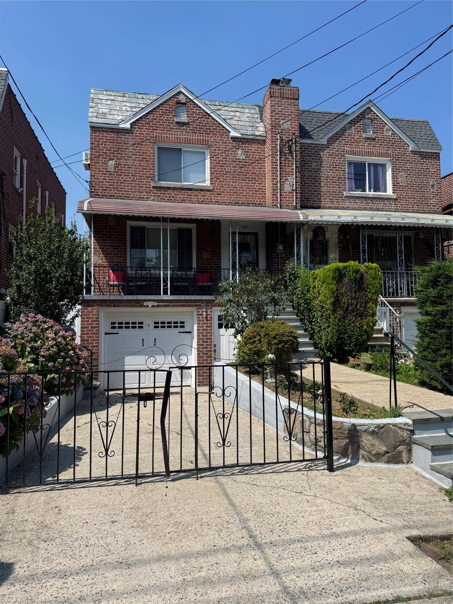 1235 Astor AVE, Bronx, NY 10469