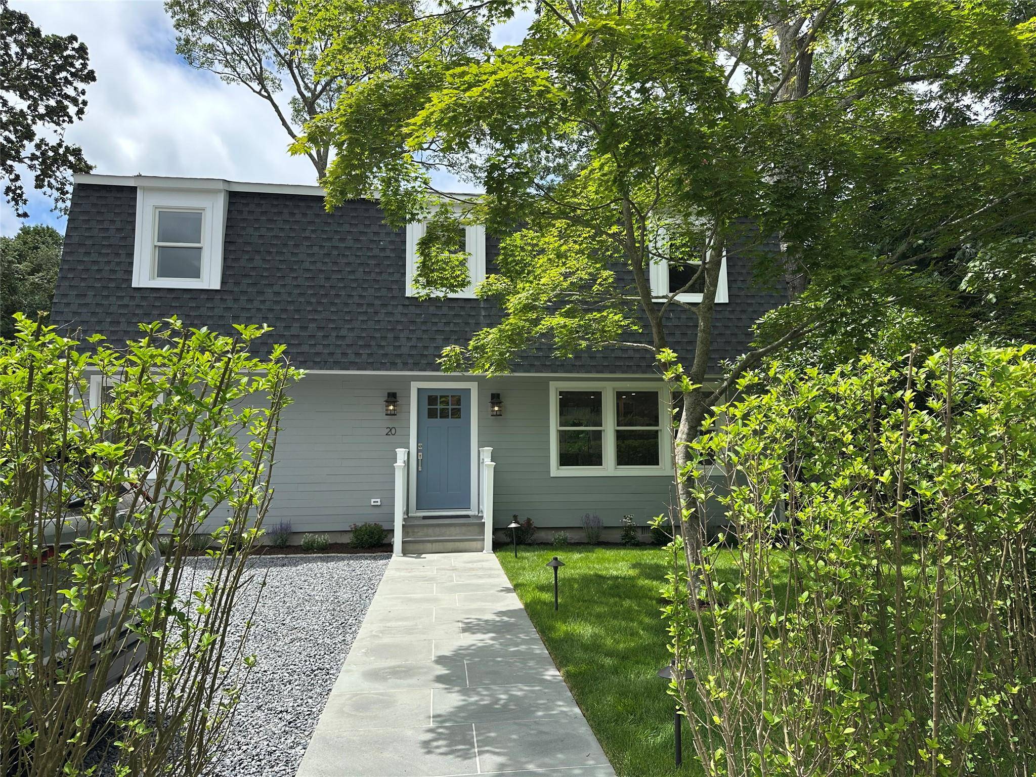 20 Oak Grove RD, Southampton, NY 11968