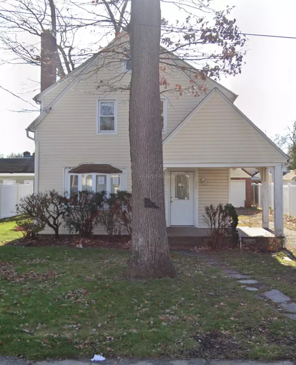 Freeport, NY 11520,65 Mount Joy AVE
