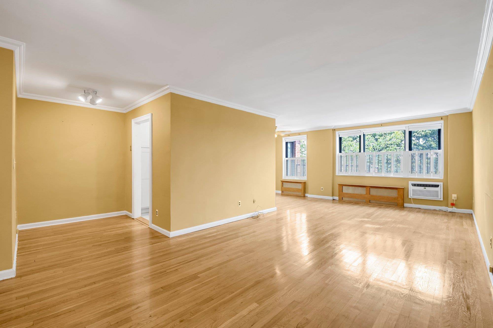 Mineola, NY 11501,6 Birchwood CT ##5N