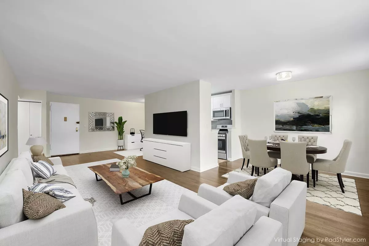 Mineola, NY 11501,6 Birchwood CT #4G