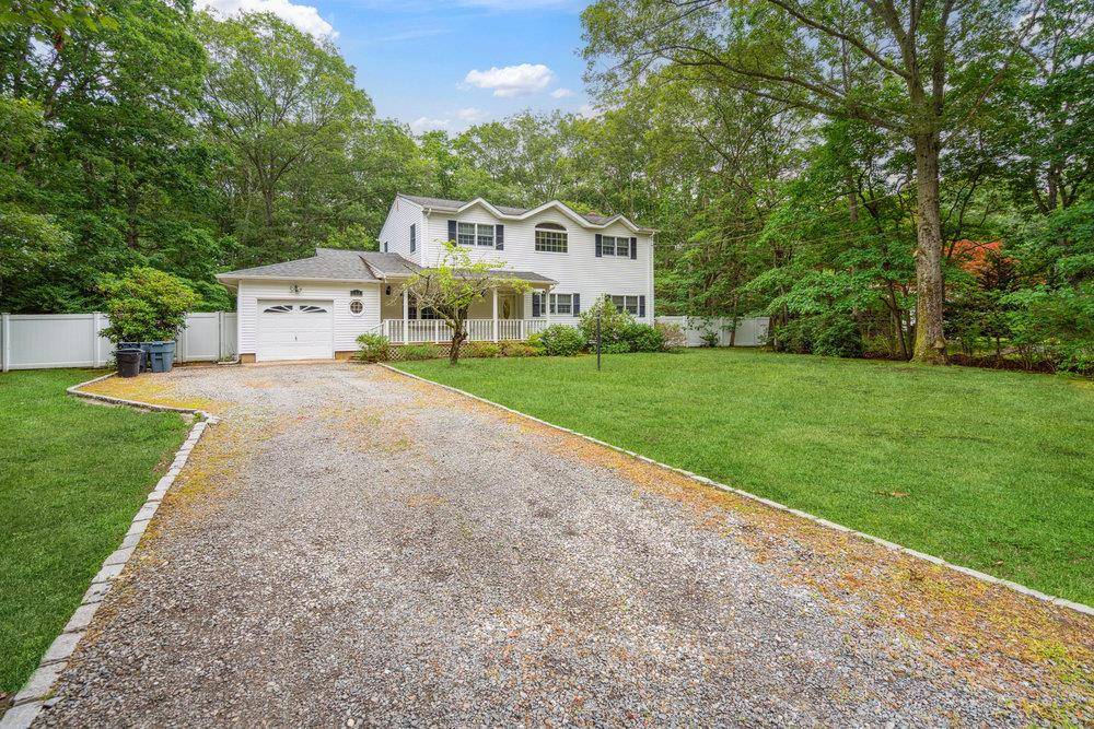 Miller Place, NY 11764,163 Miller Place RD