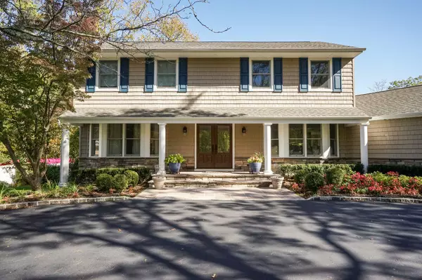 Dix Hills, NY 11746,29 Astro PL