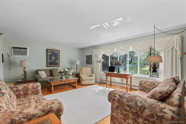 Mahopac, NY 10541,122 Fairmont RD