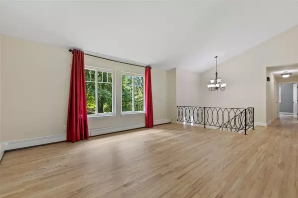 Yorktown Heights, NY 10598,424 Cording LN