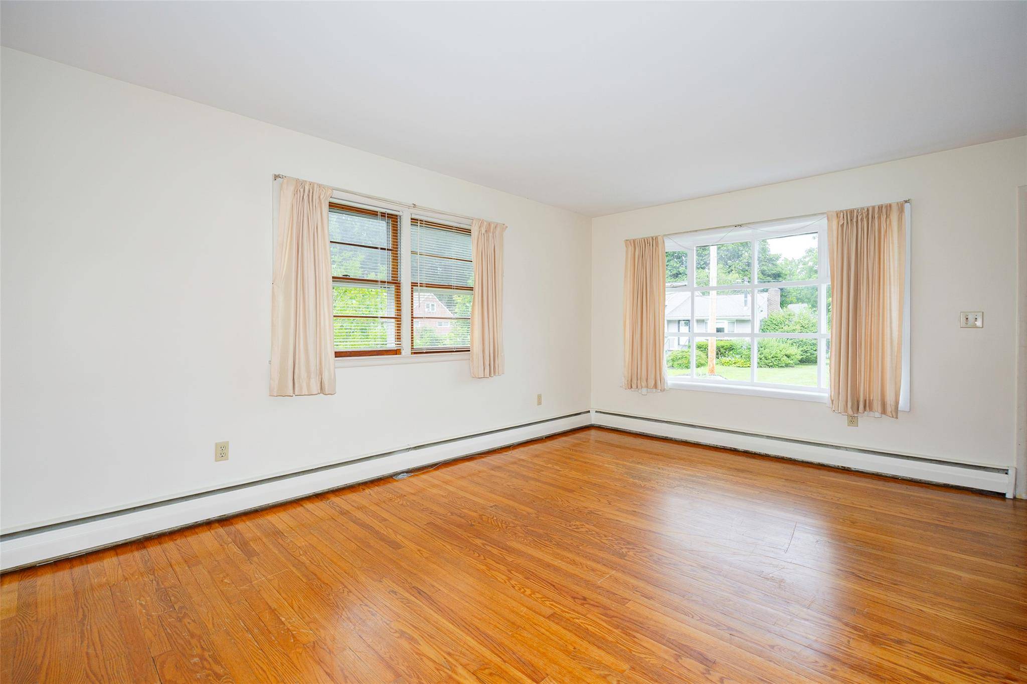 Hurley, NY 12443,511 Walnut ST