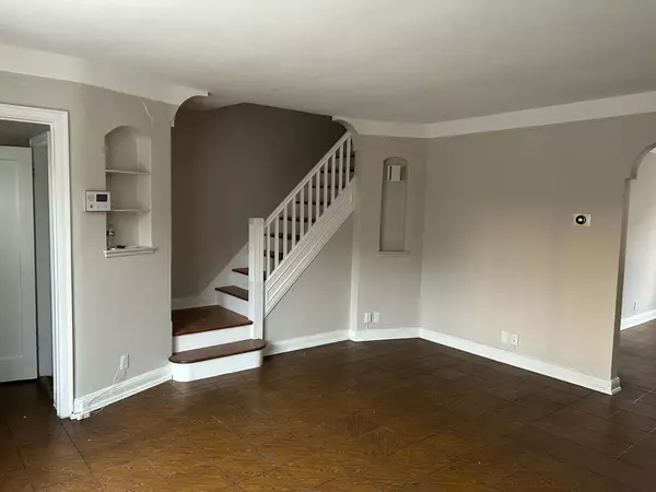 Maspeth, NY 11378,5203 72nd PL