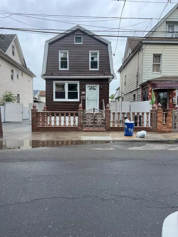 9414 125th ST, Richmond Hill, NY 11419