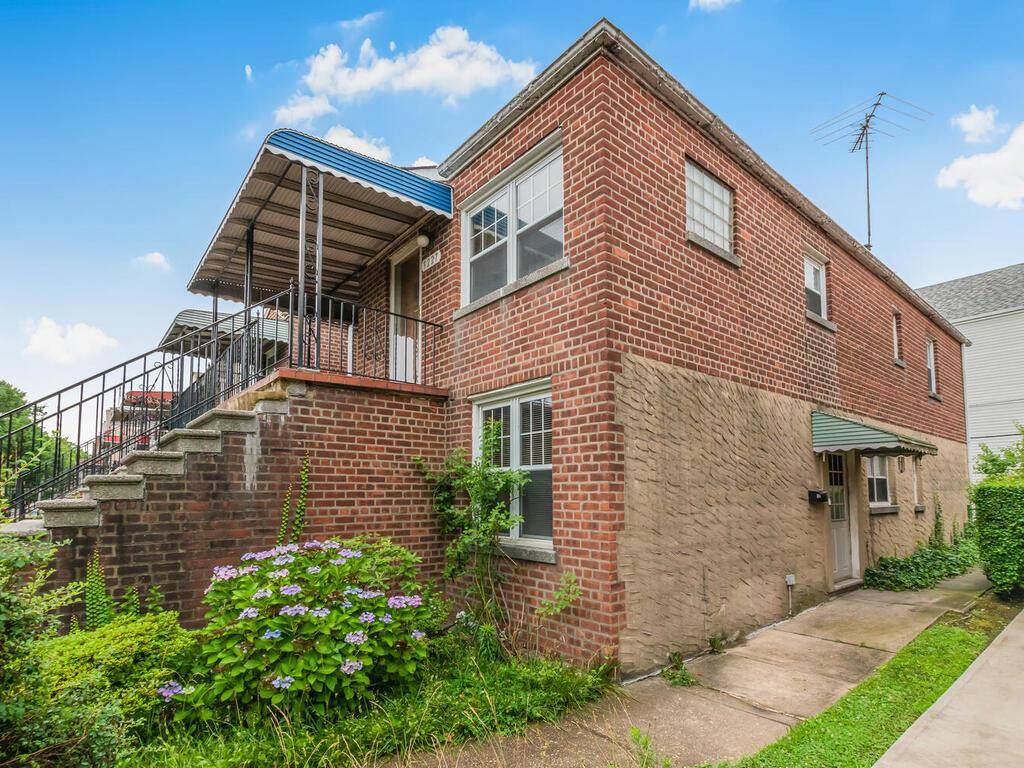 Bronx, NY 10461,3227 Bruckner BLVD