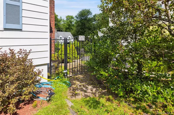 Bronxville, NY 10708,69 Ardell RD