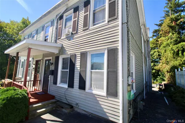 36 McDonald ST, Saugerties, NY 12477