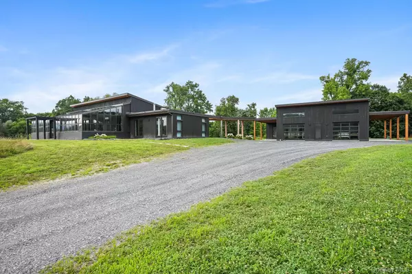 Pine Plains, NY 12567,476 Carpenter Hill RD