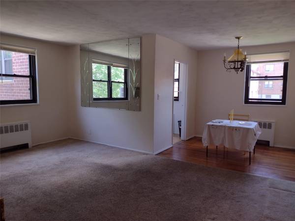 Douglaston, NY 11362,242-52 Horace Harding #2