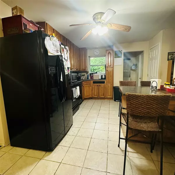 Farmingville, NY 11738,7 Oaklawn AVE