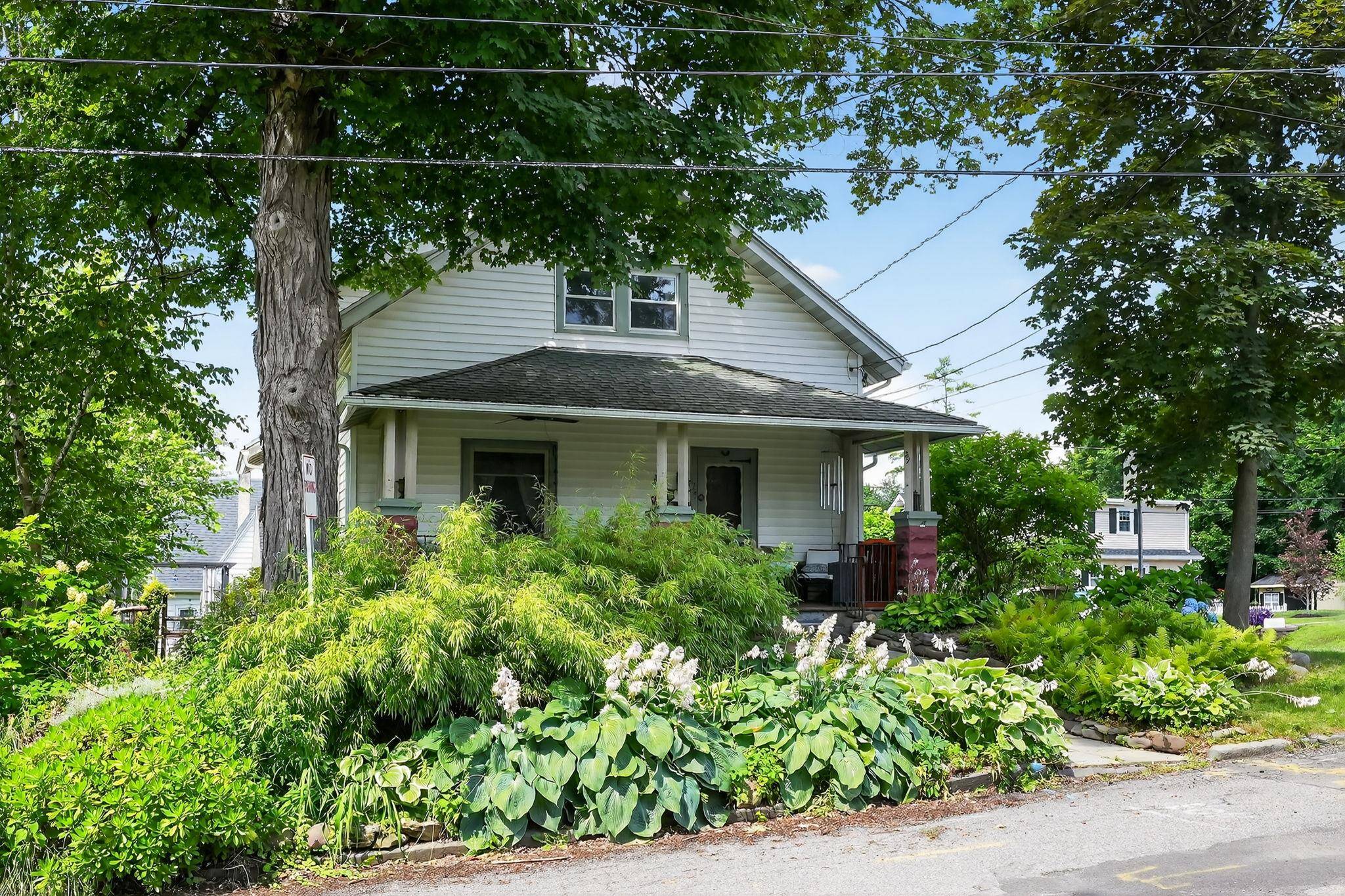 Kingston, NY 12401,29 Voorhees AVE