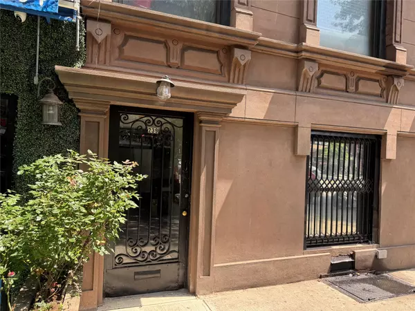 New York (manhattan), NY 10029,239 East 116 ST