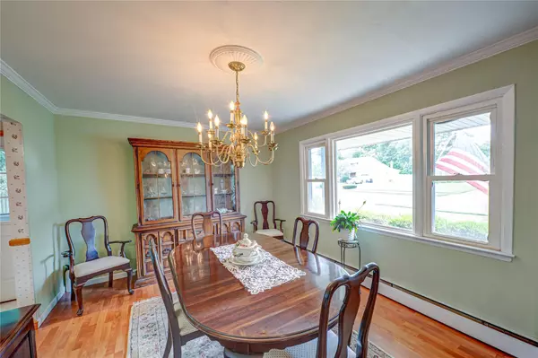 Smithtown, NY 11787,145 Fifty Acre RD