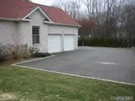 Roslyn Heights, NY 11577,52 Snapdragon LN